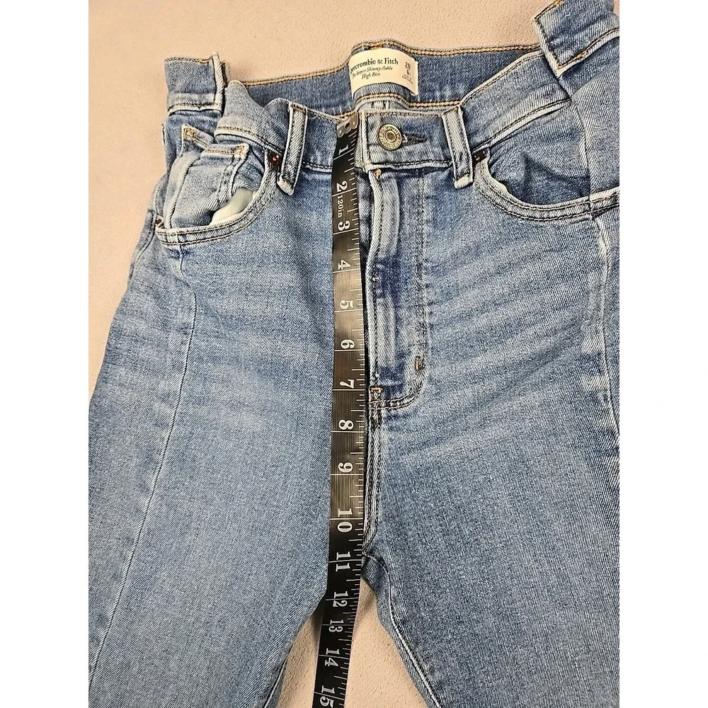 Abercrombie & Fitch Women's Super Skinny Ankle Jeans – High‎ Rise – Size 28 (6S)